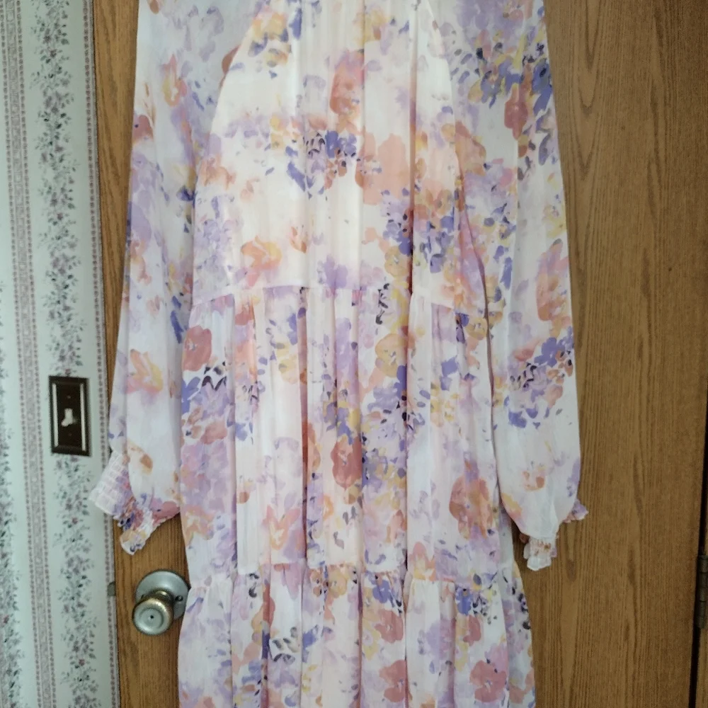 adyson parker XL Floral Tiered Puff Long Sleeve Strawberry Cream Dress - Picture 7 of 11